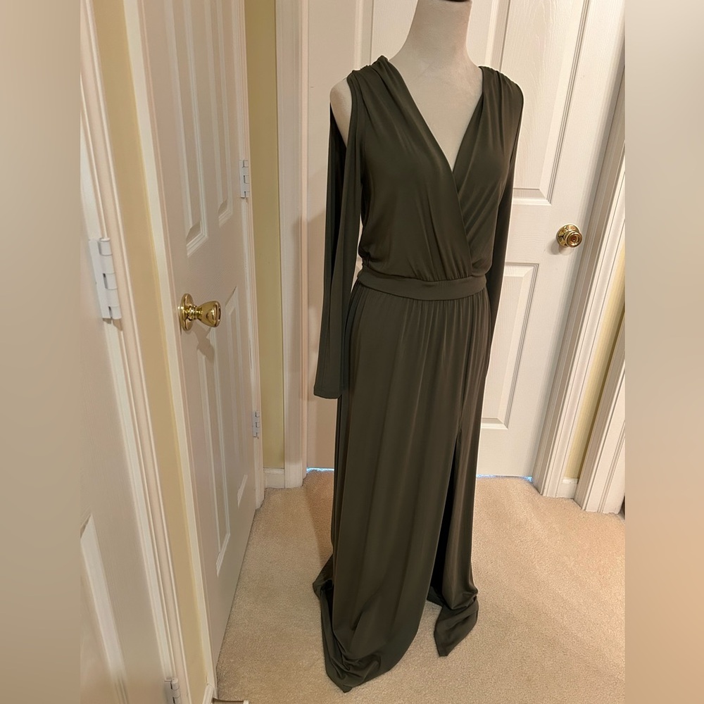 Tart maxi dress size M  NWT